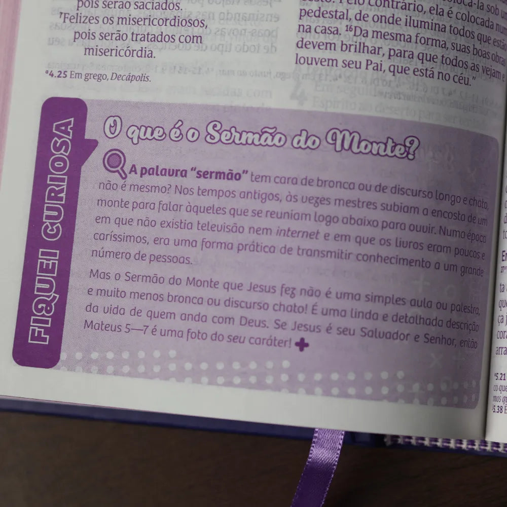 Bíblia Devocional Para Garotas | NVT | Letra Grande | Capa Dura Lettering