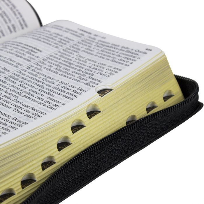 Bíblia Sagrada Letra Grande Almeida Revista e Corrigida com ziper e indice.Pre venda entrega a partir de 28/5